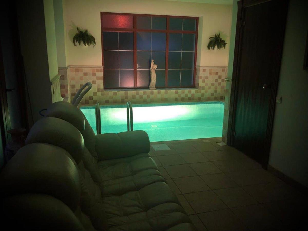 Guests House With Amazing Pool And Sauna Babīte Esterno foto