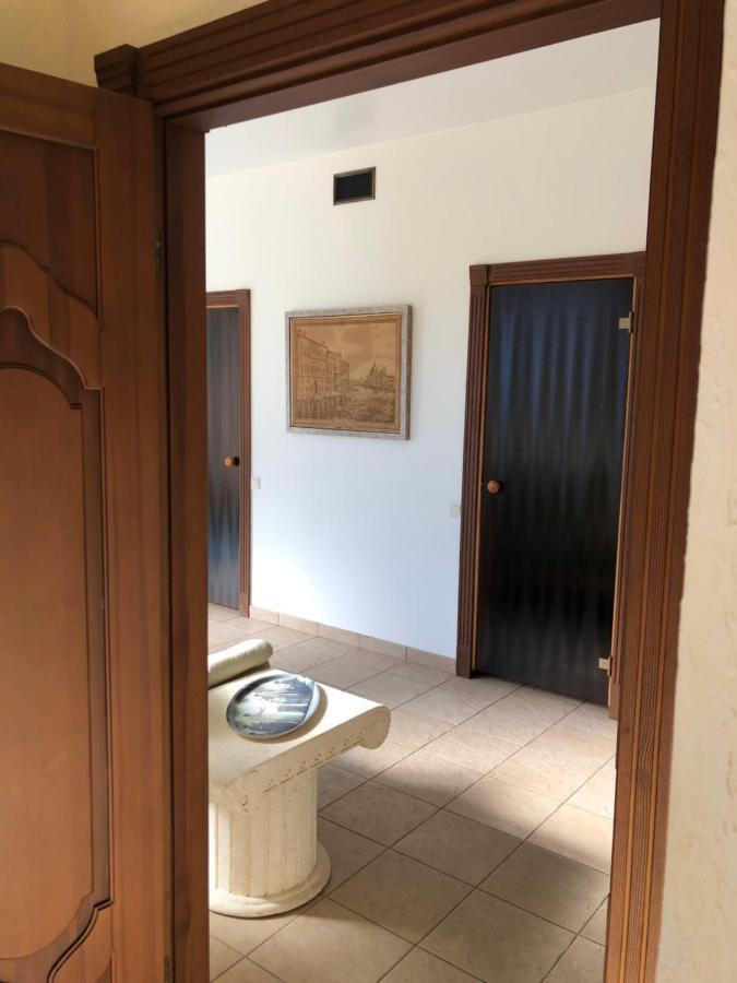 Guests House With Amazing Pool And Sauna Babīte Esterno foto